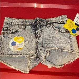 Wanna Betta Butt? Jean Shorts Junior